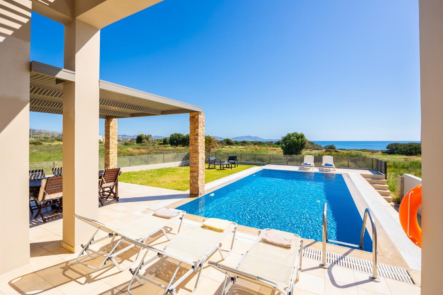Blue Wave Tria Villa Gennadi